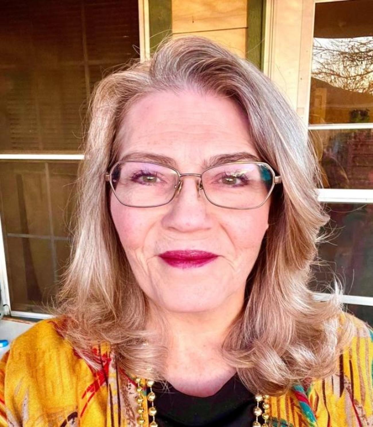 Dianne headshot- cropped.jpg